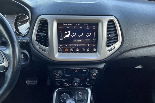 Used 2021 Jeep Compass Latitude AWD/4WD image 15