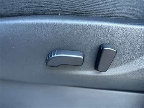 Used 2024 Nissan Frontier PRO-4X w/ Pro Convenience Package image 13