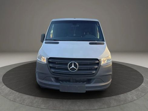 Used 2019 Mercedes-Benz Sprinter 144 Cargo image 2