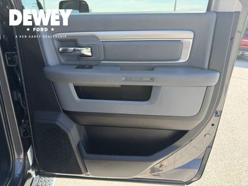 Used 2018 RAM 2500 Big Horn AWD/4WD image 31