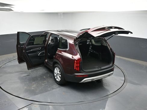 Used 2020 Kia Telluride LX FWD image 45