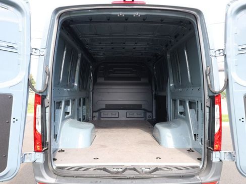 Used 2024 Mercedes-Benz Sprinter 3500 image 20