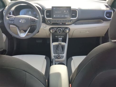 New 2026 Hyundai Venue SEL image 16