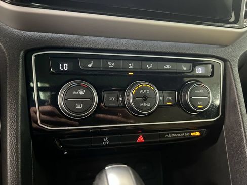 Used 2021 Volkswagen Atlas Cross Sport SEL AWD/4WD image 16