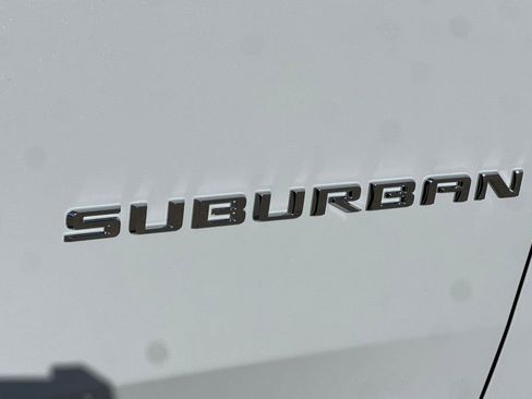 New 2026 Chevrolet Suburban Premier image 24