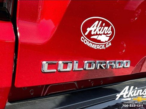 Certified 2024 Chevrolet Colorado Z71 w/ Advanced Trailering Package image 18