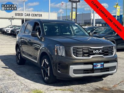 Used 2025 Kia Telluride S