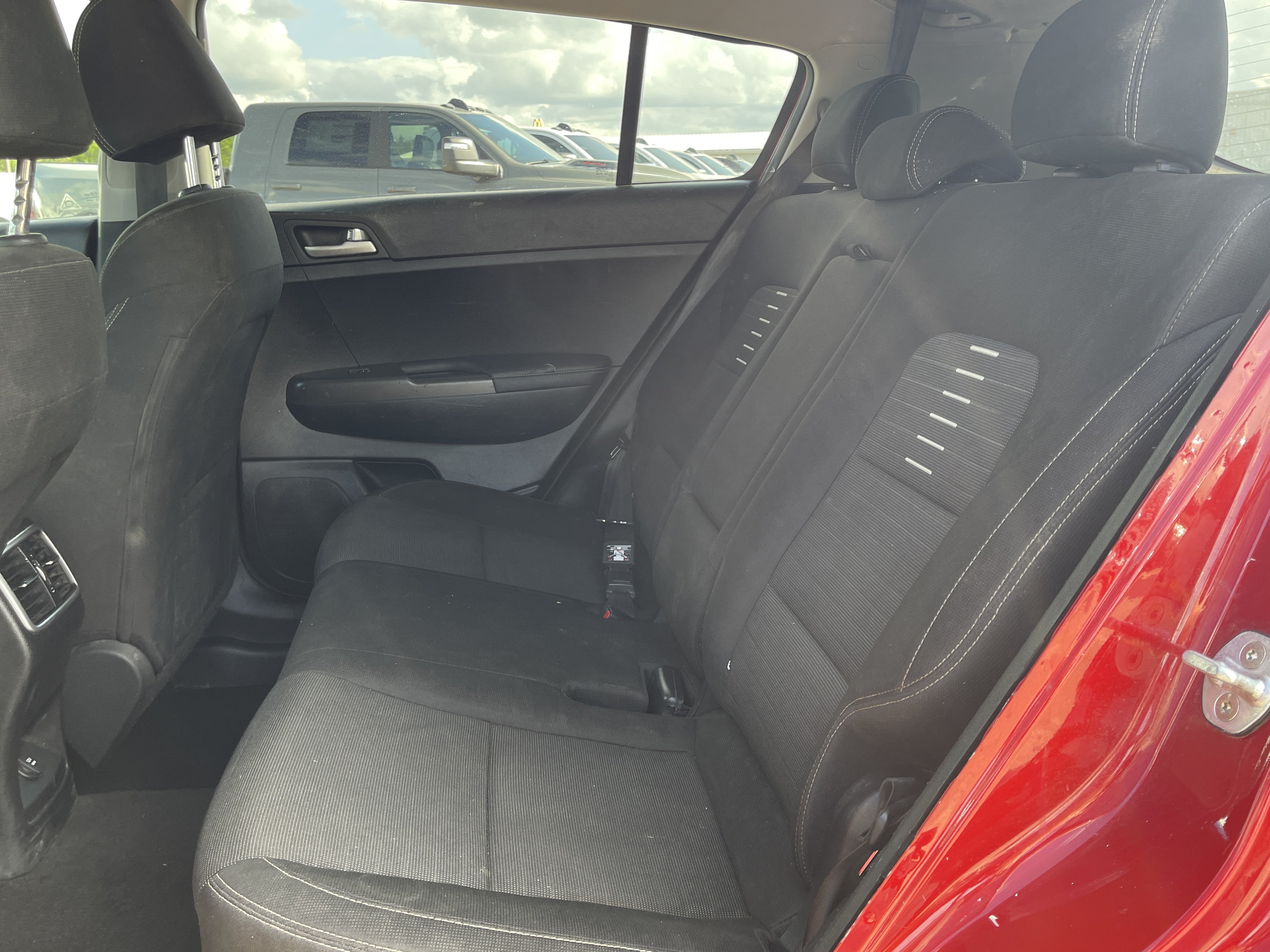 Used 2020 Kia Sportage LX w/ LX Popular Package FWD image 36