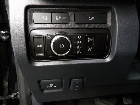 Used 2023 Ford F250 Lariat w/ Lariat Ultimate Package image 58