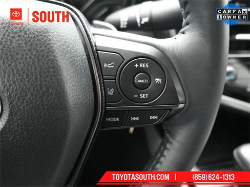 Used 2023 Toyota Camry SE image 19