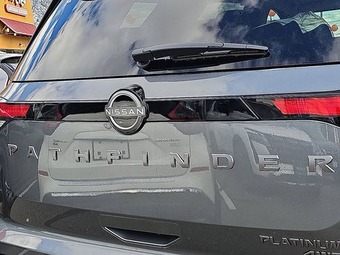 New 2026 Nissan Pathfinder Platinum w/ Cargo Package AWD/4WD image 7