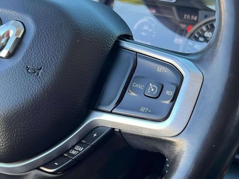 Used 2020 RAM 1500 Laramie AWD/4WD image 17