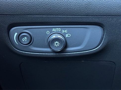 Used 2025 Buick Encore GX Preferred image 42