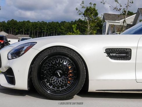 Used 2018 Mercedes-Benz AMG GT C image 4