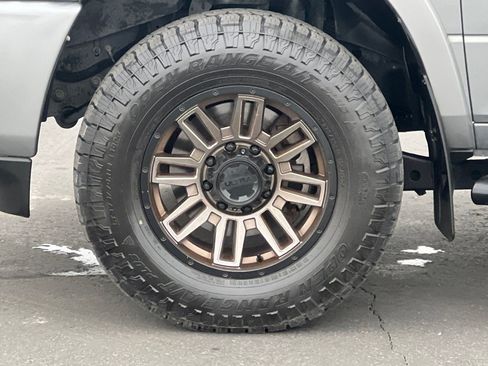 Used 2021 RAM 2500 Laramie w/ Safety Group B image 27