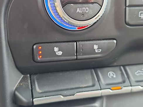 Used 2019 GMC Sierra 1500 SLT AWD/4WD image 42