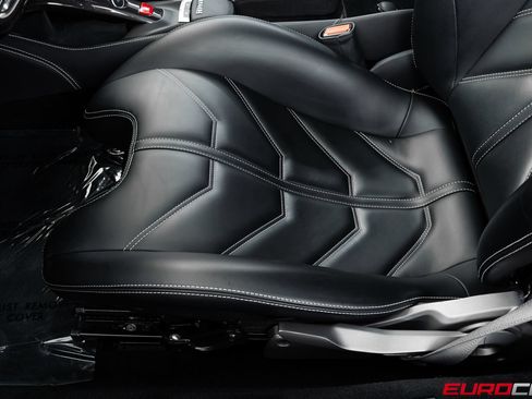Used 2018 Ferrari 488 GTB RWD image 45