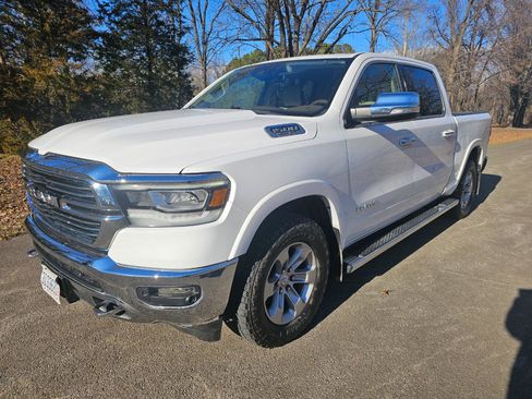 Used 2021 RAM 1500 Laramie image 11