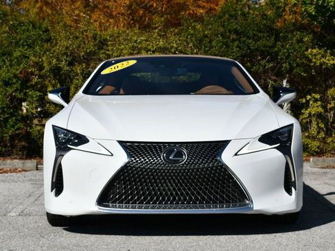 Used 2022 Lexus LC 500 Convertible image 9