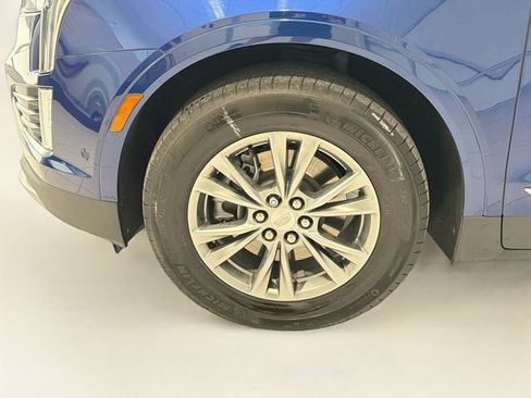Certified 2023 Cadillac XT5 Premium Luxury w/ Technology Package AWD/4WD image 26