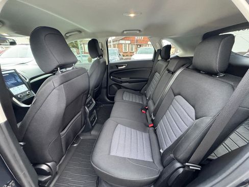 Used 2024 Ford Edge SE image 15
