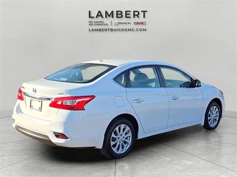 Used 2019 Nissan Sentra SV image 5