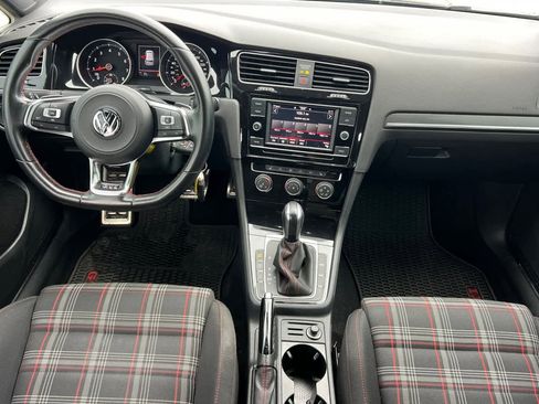 Used 2021 Volkswagen GTI S image 4