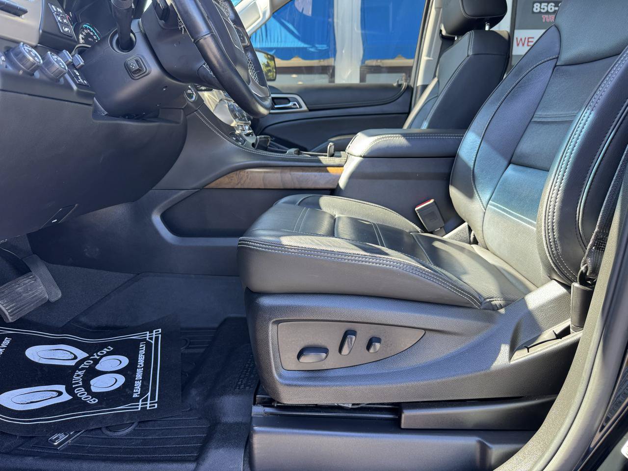 Used 2019 GMC Yukon Denali w/ Denali Ultimate Package AWD/4WD image 11