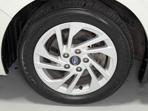 Used 2024 Subaru Impreza 2.0i AWD/4WD image 3
