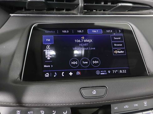 Used 2022 Cadillac XT4 Luxury AWD/4WD image 20