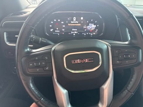 Used 2022 GMC Yukon XL SLT w/ SLT Luxury Package AWD/4WD image 14