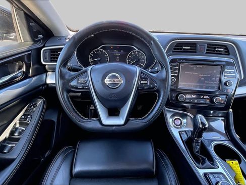 Used 2017 Nissan Maxima 3.5 SL FWD image 6