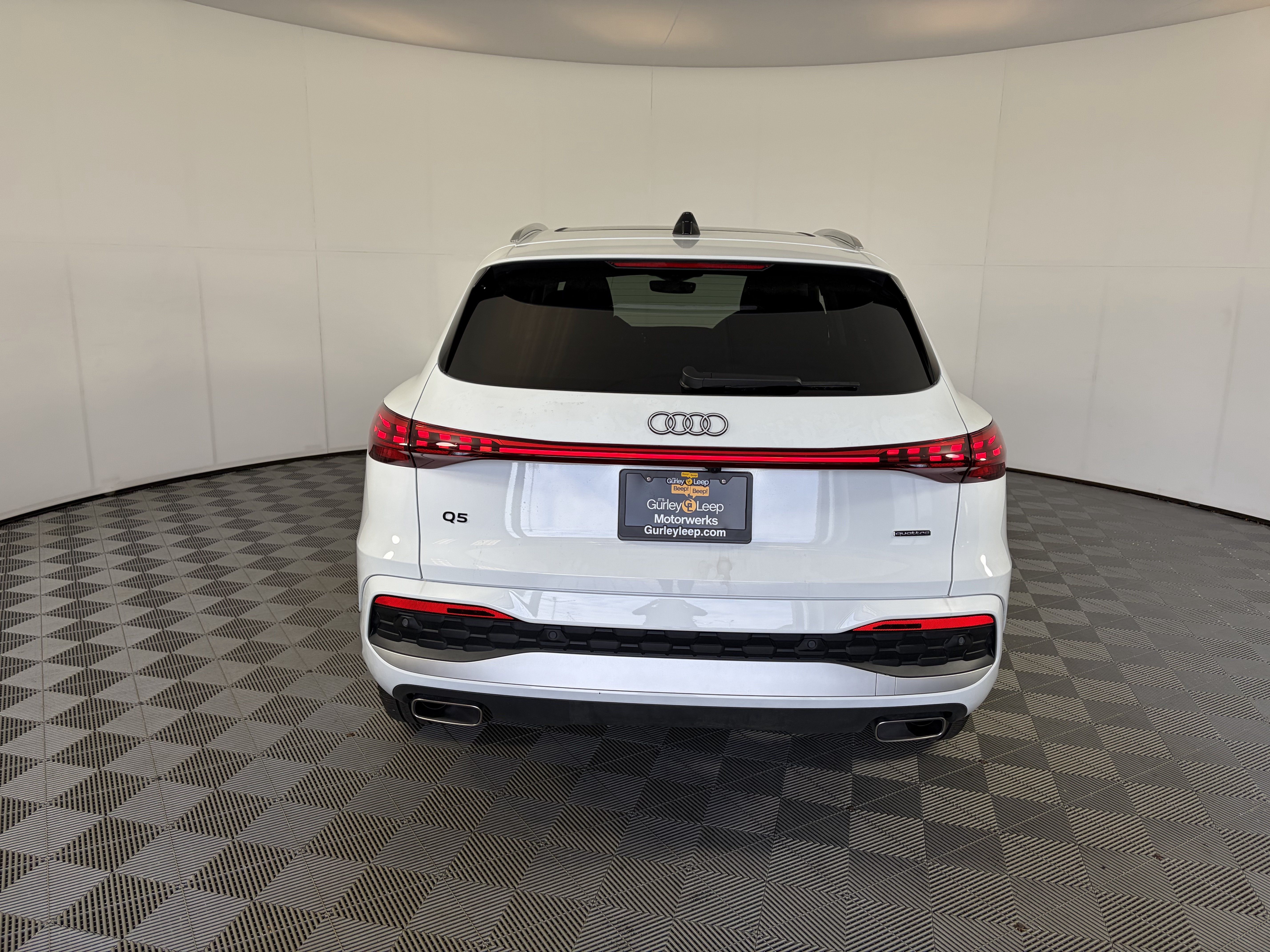 Used 2025 Audi Q5 Premium Plus AWD/4WD image 9