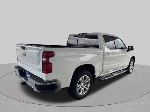 Used 2023 Chevrolet Silverado 1500 LTZ w/ LTZ Premium Package AWD/4WD image 6