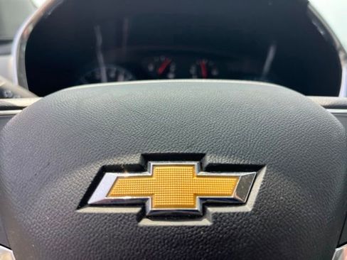 Used 2018 Chevrolet Equinox LS FWD image 27