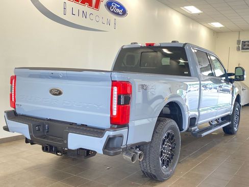 New 2026 Ford F250 Lariat w/ Black Appearance Package AWD/4WD image 14