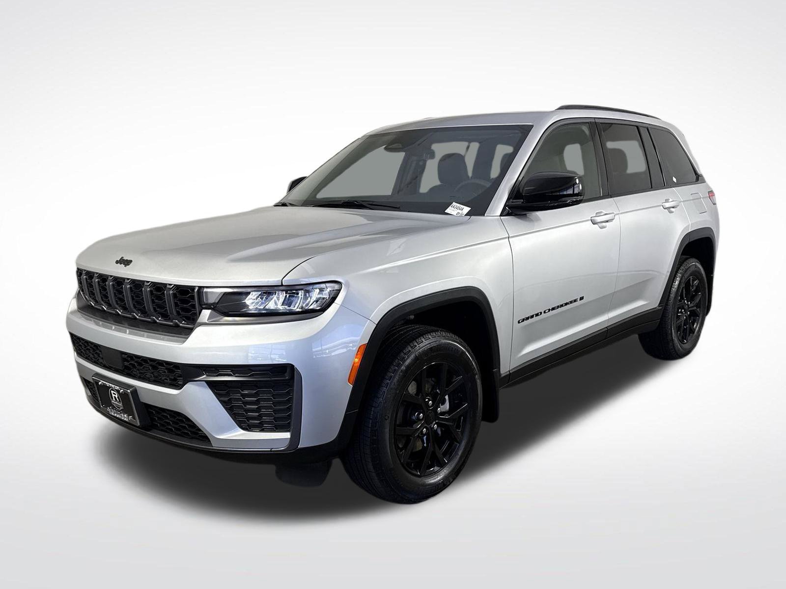 Used 2026 Jeep Grand Cherokee Altitude AWD/4WD image 25