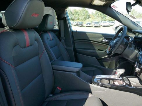 New 2026 Chevrolet Trax RS w/ Sunroof Package image 8