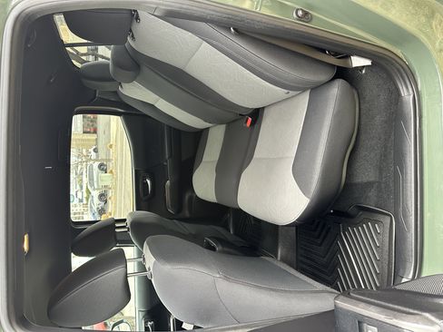 Used 2021 Toyota Tacoma TRD Off-Road image 22