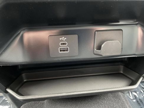 New 2026 Ford F150 XLT w/ XLT Chrome Appearance Package image 22