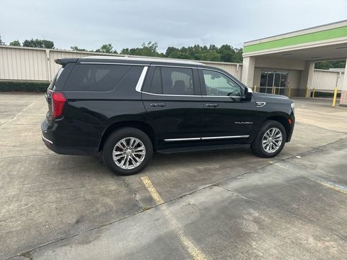 Used 2023 GMC Yukon SLT AWD/4WD image 19