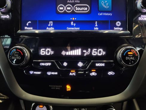 Used 2023 Nissan Murano SV w/ SV Midnight Edition Package FWD image 19