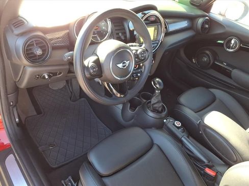 Used 2018 MINI Cooper S image 5