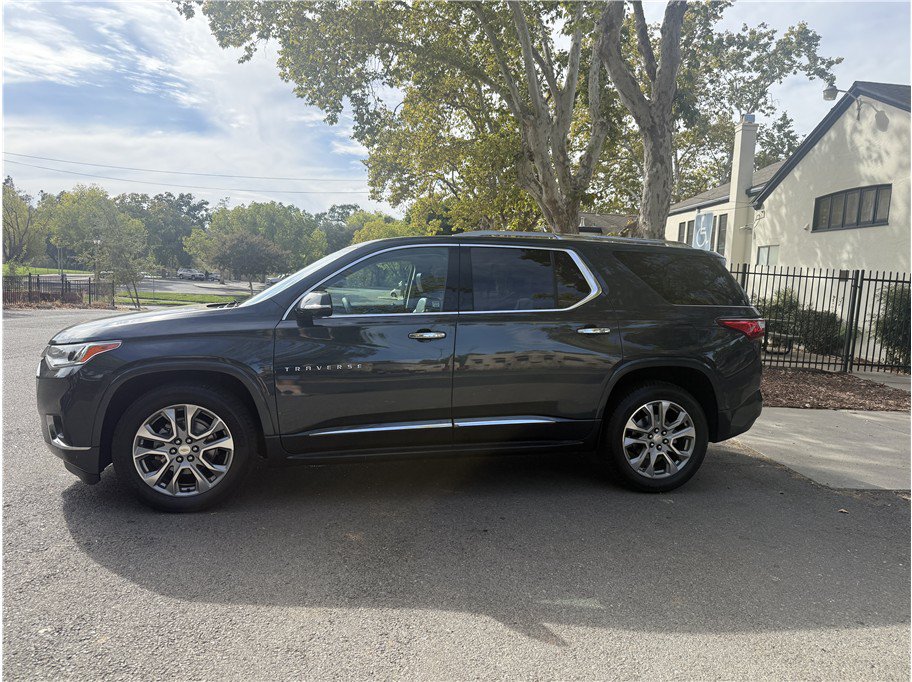 Used 2018 Chevrolet Traverse Premier AWD/4WD image 2