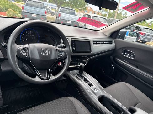 Used 2021 Honda HR-V EX image 25