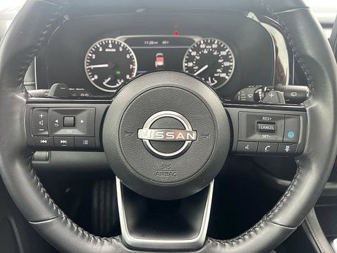 Certified 2022 Nissan Pathfinder SV image 13