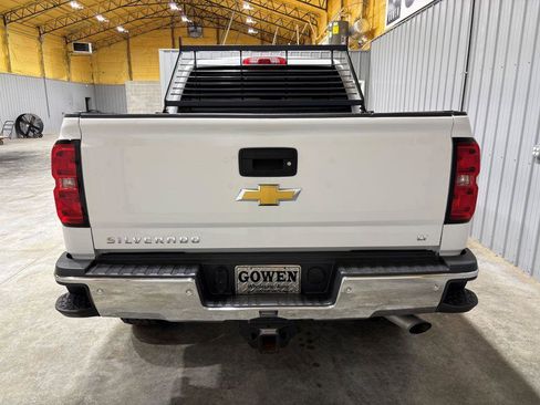 Used 2018 Chevrolet Silverado 2500 LT w/ LT Fleet Convenience Package image 8