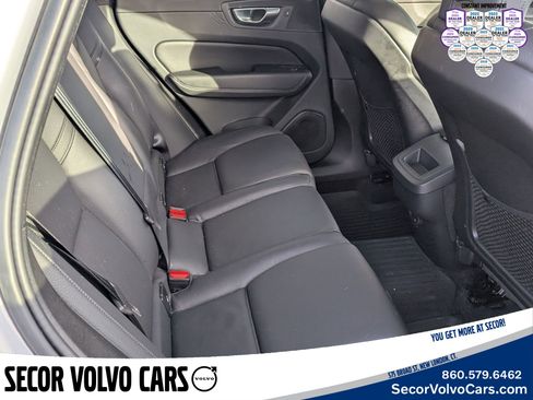 Certified 2023 Volvo XC60 B5 Plus image 24