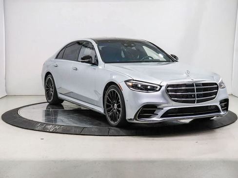 Used 2023 Mercedes-Benz S 580 4MATIC Sedan image 5