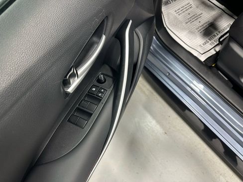 Used 2025 Toyota Corolla SE w/ SE Premium Package image 9